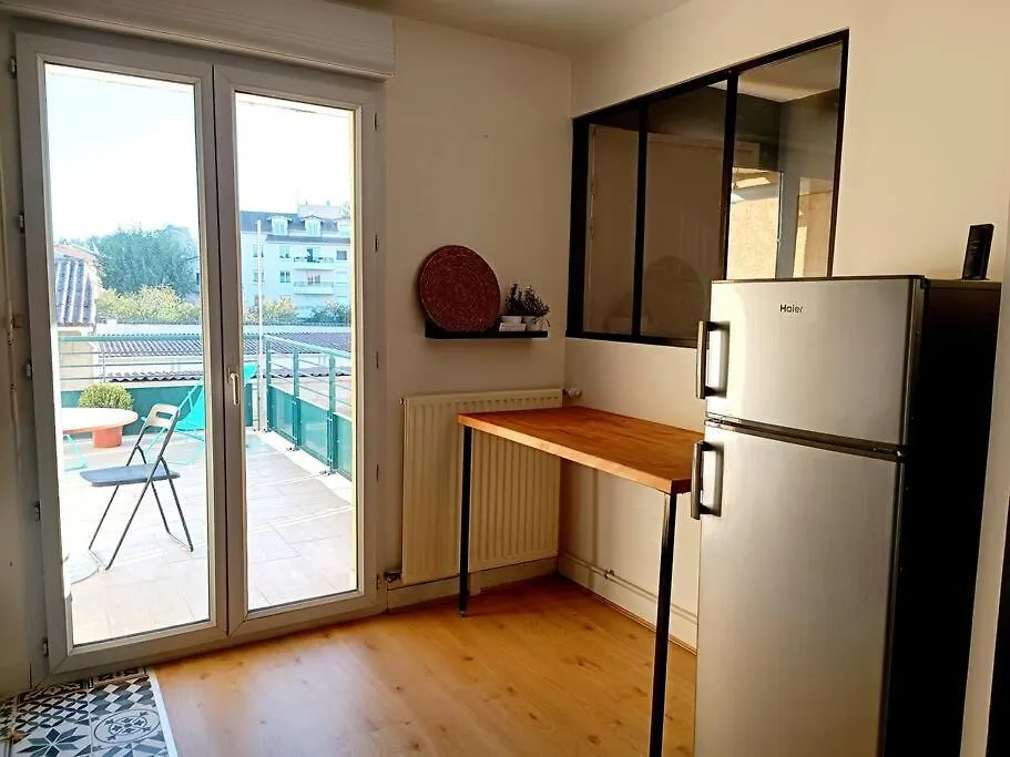 Le Cosy Plein Centre Avec Terrasse Apartment Meximieux